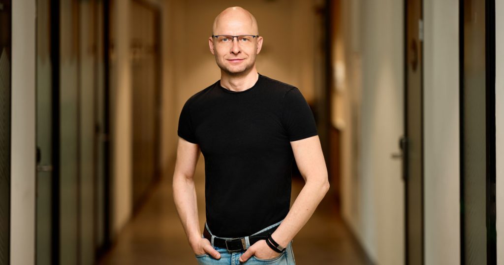 «Давати гроші недостатньо». СЕО Brave1 про ракети, «єБали», студентів і пріоритетні розробки