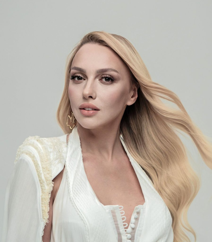 Оля Полякова Фигура: особенности и изменения во внешности певицы